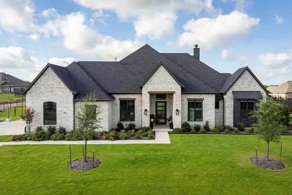 115 Knoll Trail, Gunter, TX 75058