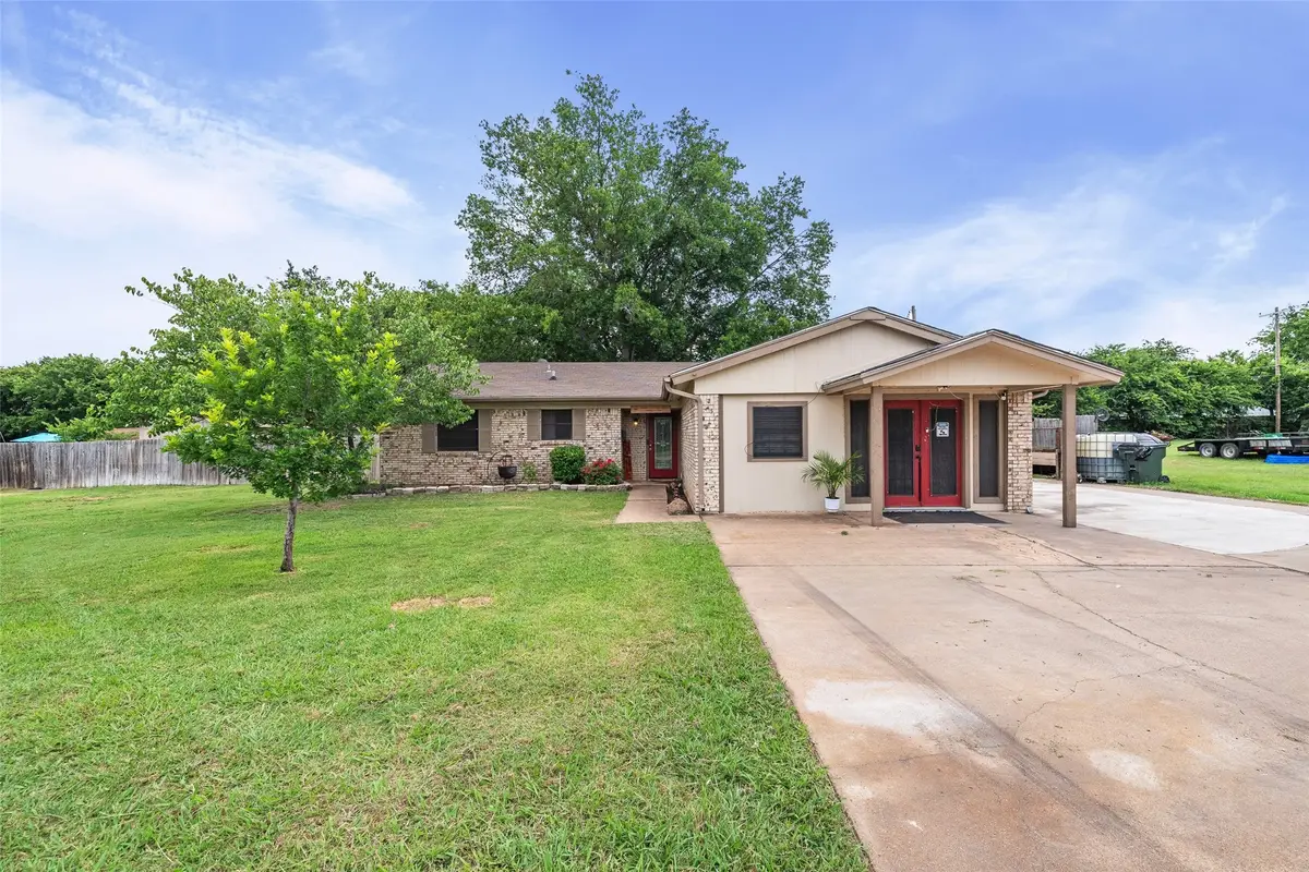 2015 Roberts Drive, Granbury, TX 76048 - #1