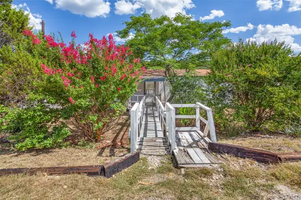 1321 Phoenix Court, Granbury, TX 76048