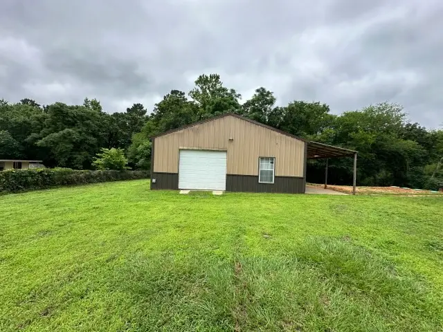 300 Pine Street, Ore City, TX 75683 - #3
