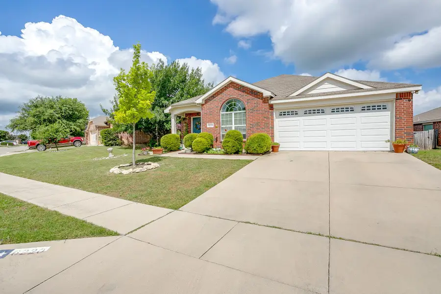 6220 Granite Creek Drive, Fort Worth, TX 76179 - #2