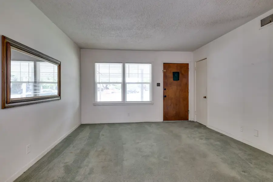 5205 Roxie Street, Haltom City, TX 76117 - #3