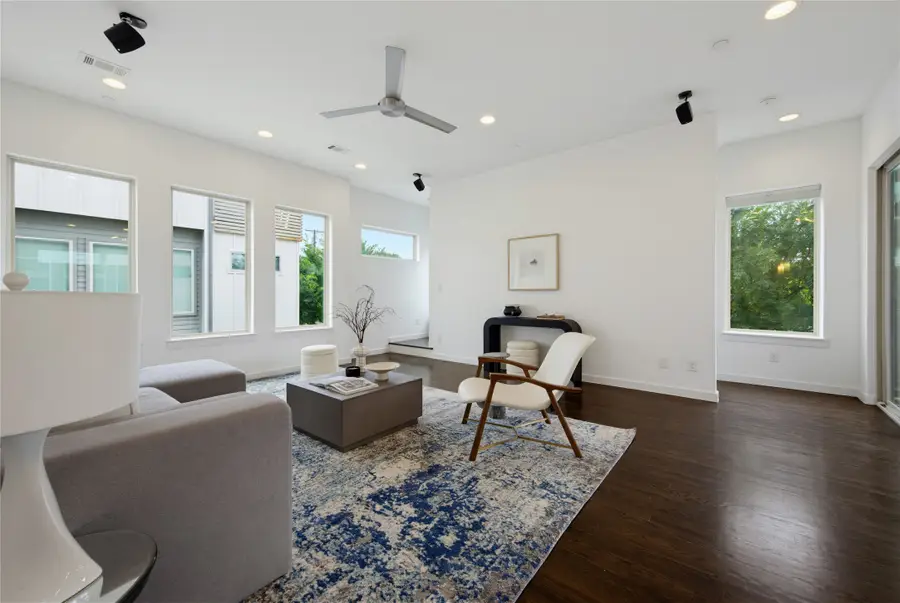 1915 Summit Avenue #1, Dallas, TX 75206 - #3