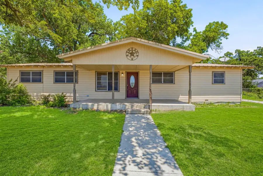 1571 W Ash Street, Stephenville, TX 76401 - #2