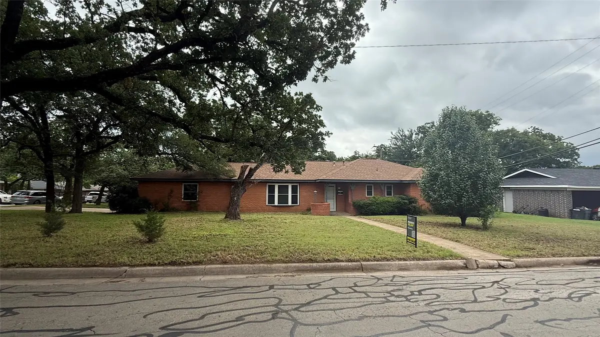 407 Dunaway Drive, Euless, TX 76040 - #1