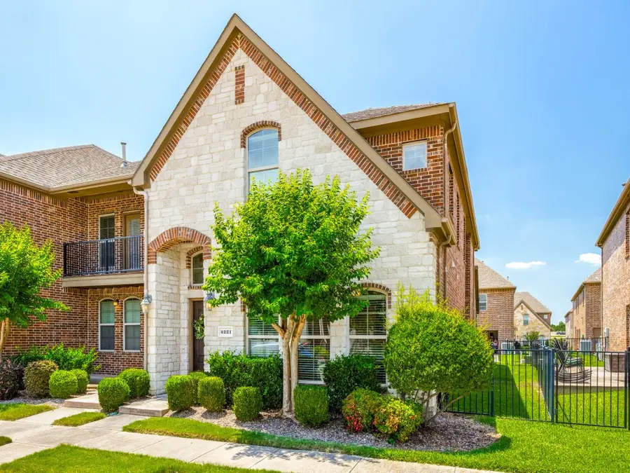 4221 Comanche Drive, Carrollton, TX 75010 - #3