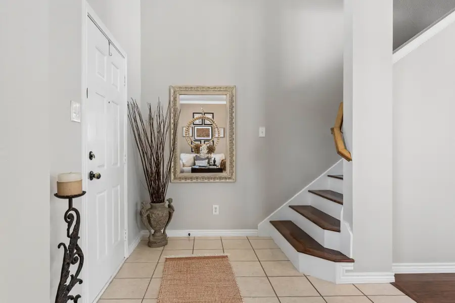 5801 Meadowglen Drive, Justin Roanoke, TX 76226 - #3