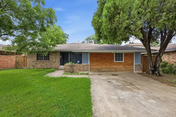 2010 Swansee Drive, Dallas, TX 75232