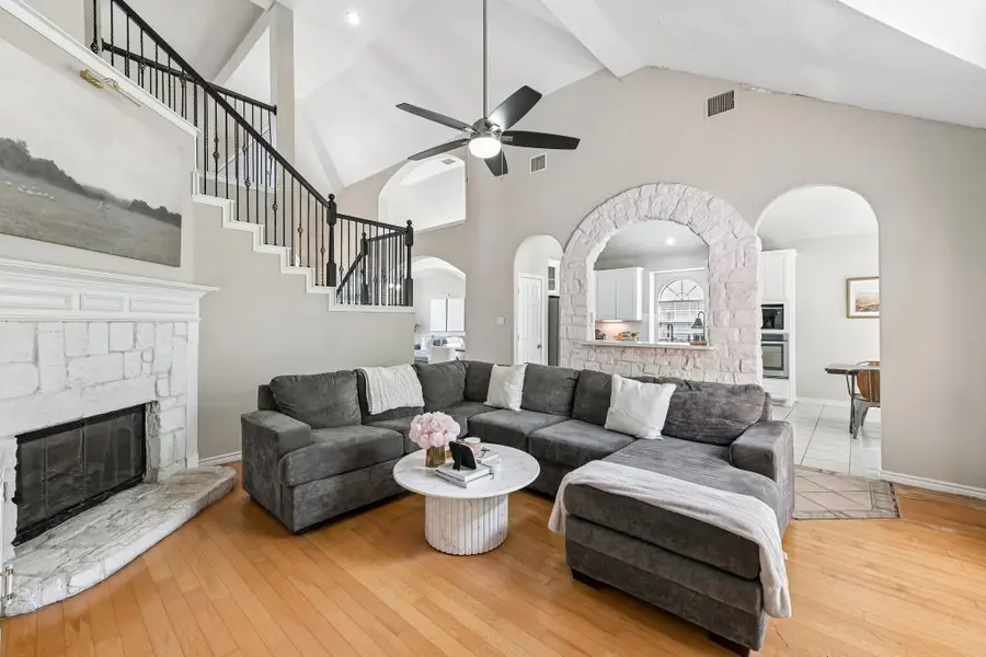 2825 Wales Court, Grand Prairie, TX 75052 - #3