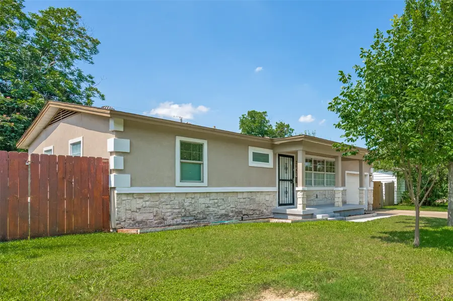 2640 Brandywine Drive, Farmers Branch, TX 75234 - #2
