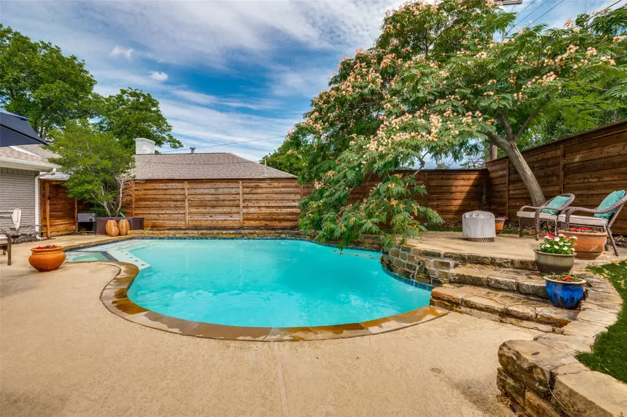 9421 Meadowknoll Drive, Dallas, TX 75243 - #2