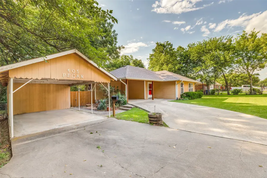 105 Pecan Street, Whitesboro, TX 76273 - #3