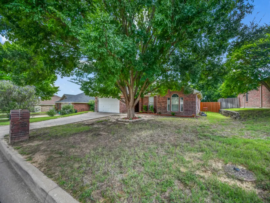 210 Wellington Trail, Weatherford, TX 76085 - #3