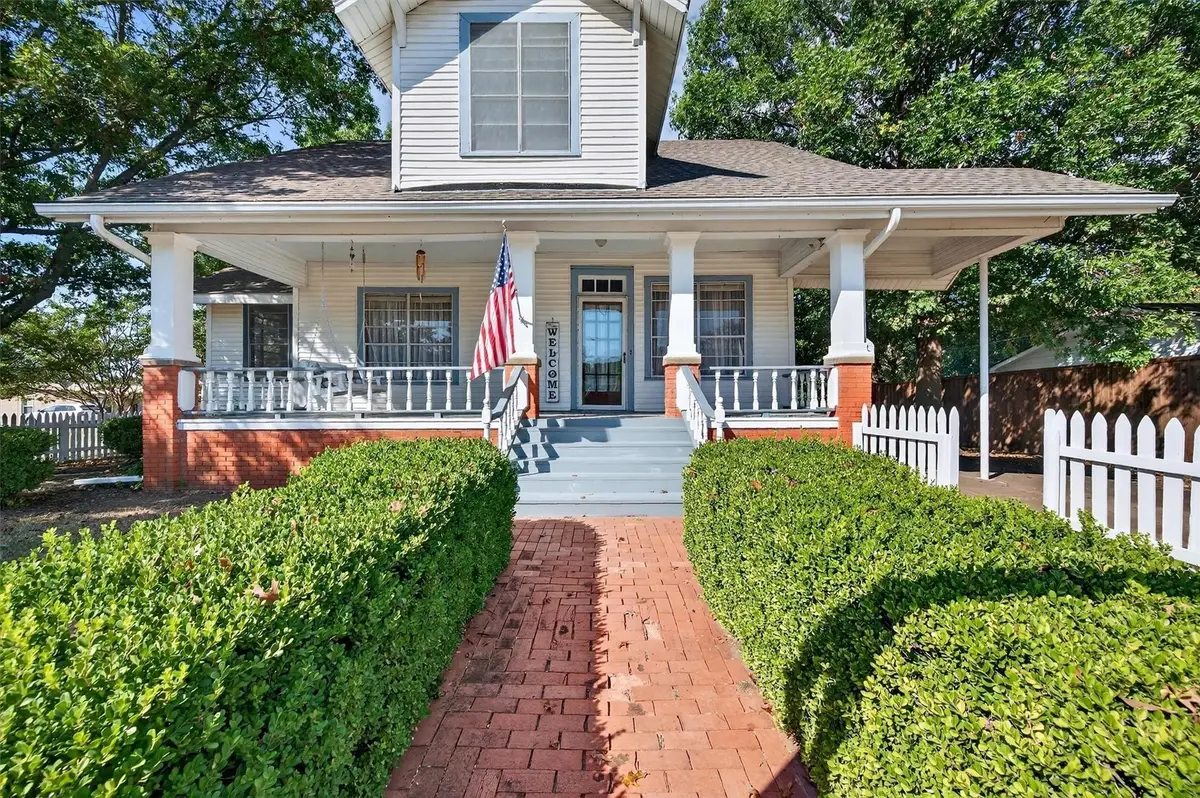 201 N Main Street, Leonard, TX 75452 - #1