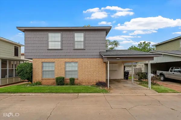 121 Carriage Square Drive, Bossier City, LA 71112