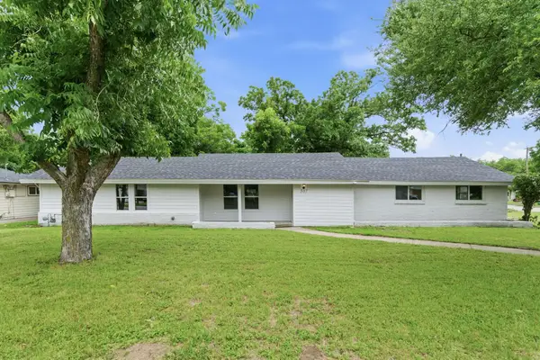 507 Country Club Road, Cleburne, TX 76033