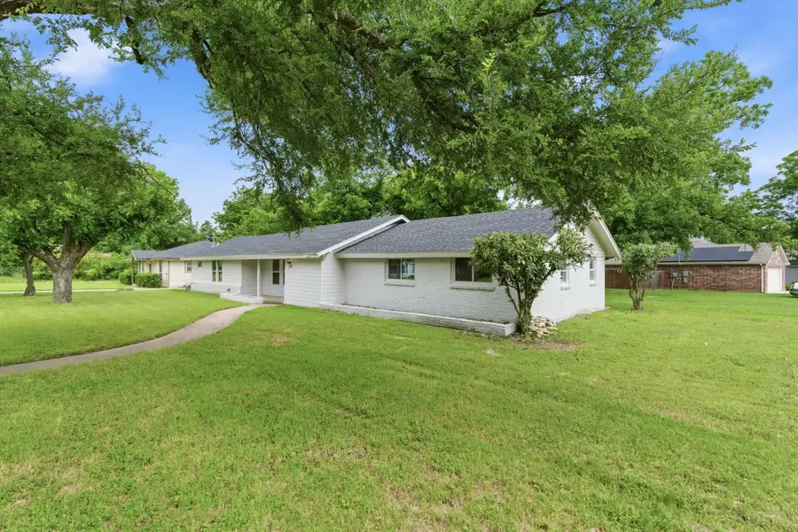 507 Country Club Road, Cleburne, TX 76033 - #3