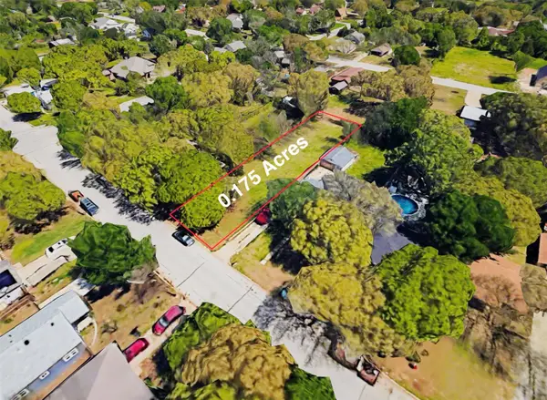 3028 Delaware Trail, Lake Worth, TX 76135