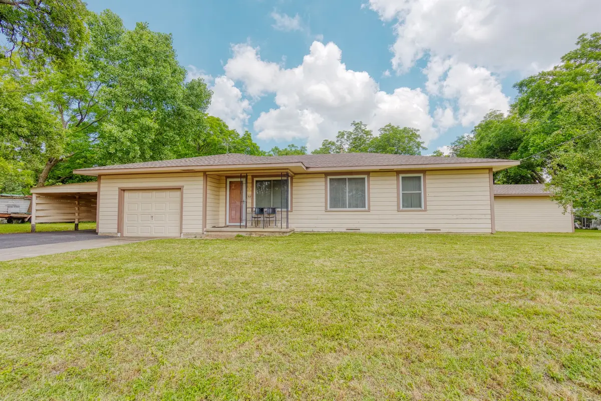 308 W White Street, Pilot Point, TX 76258 - #1
