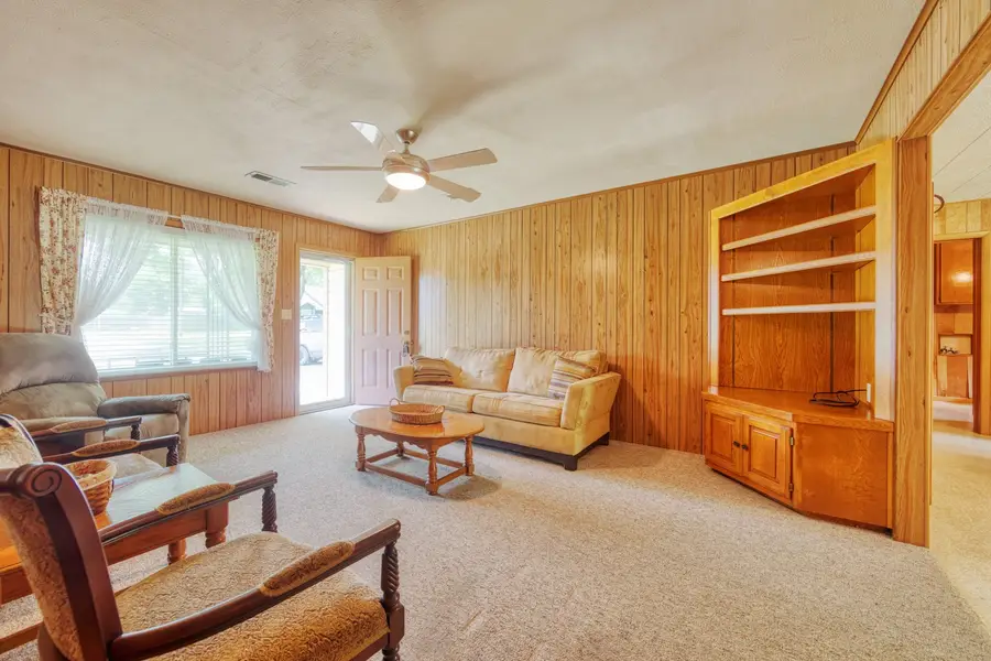 308 W White Street, Pilot Point, TX 76258 - #2