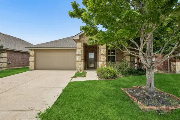 2429 Clairborne Drive, Fort Worth, TX 76177