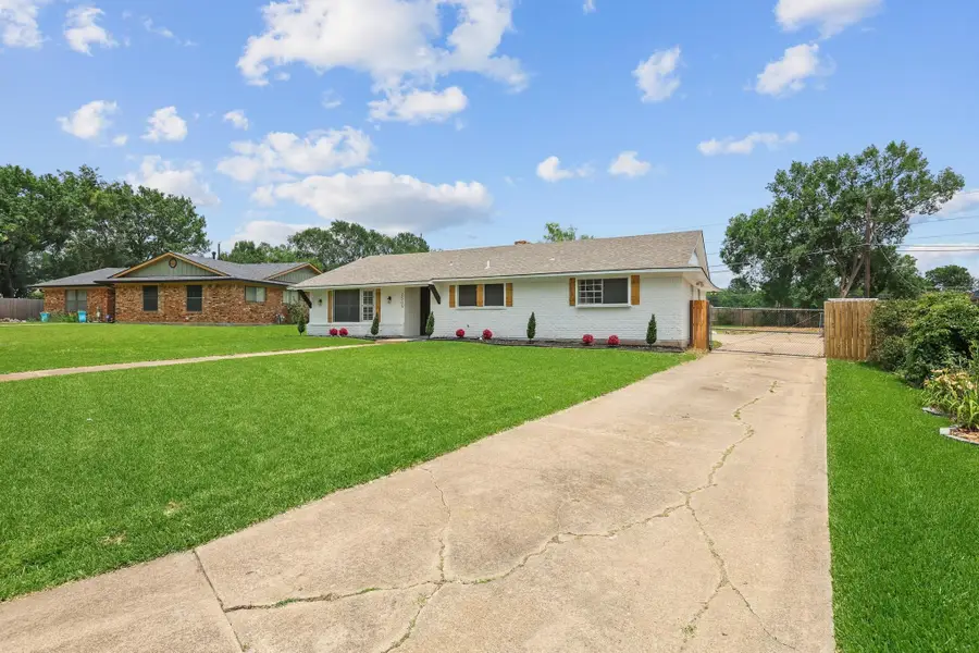 2505 Meadows Lane, Sherman, TX 75092 - #3