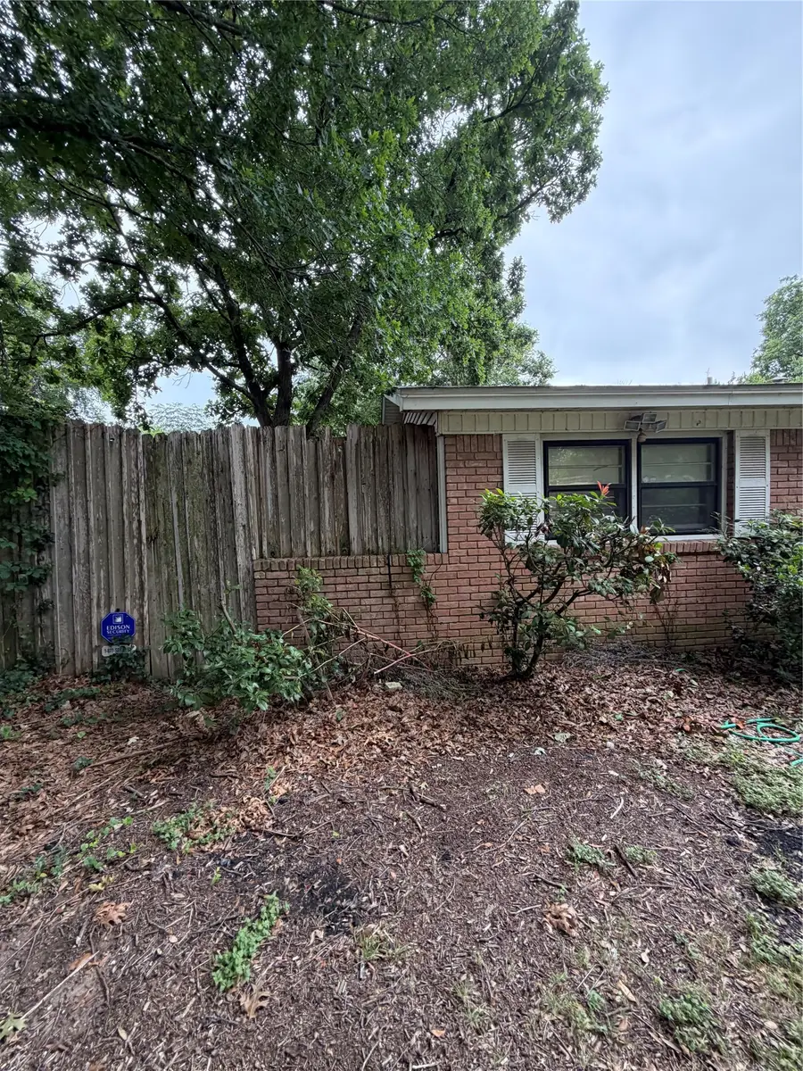 2324 Oak Cliff Drive, Waco, TX 76710 - #3