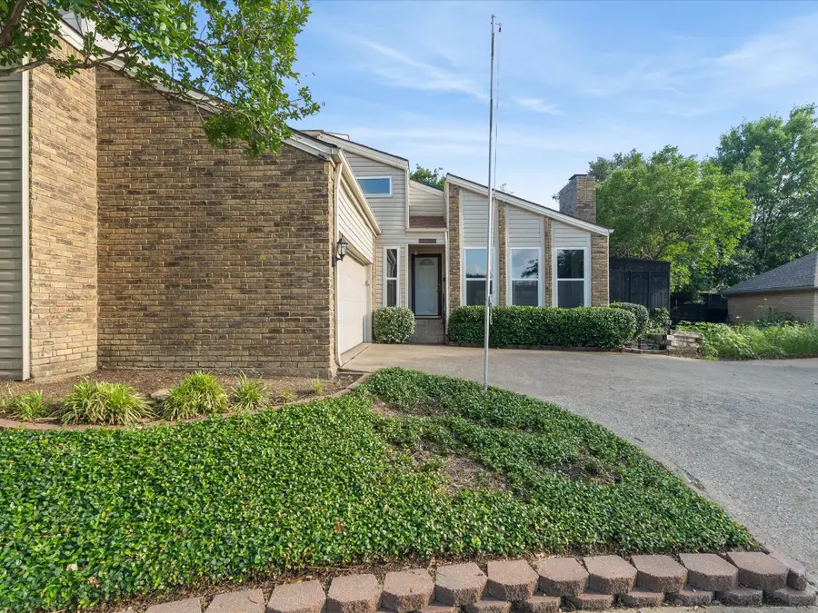 2812 Prescott Drive, Carrollton, TX 75006 - #2