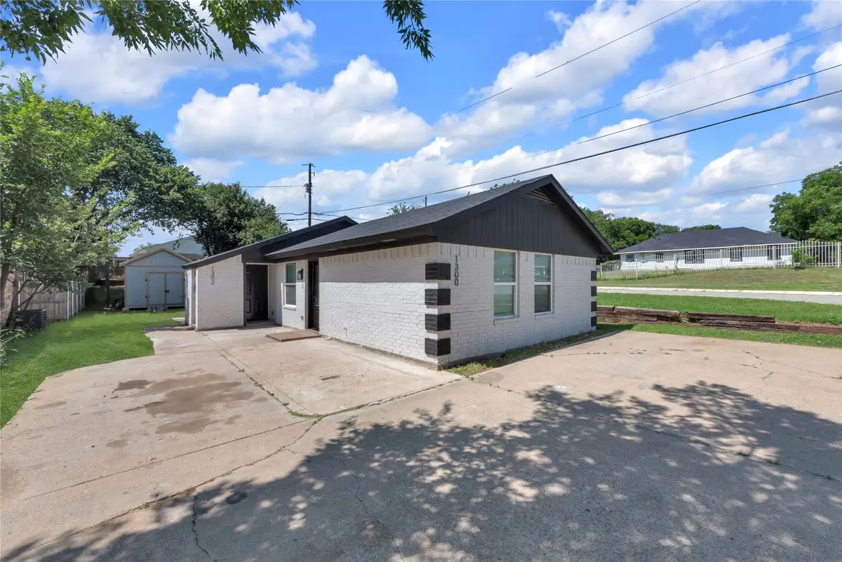 1300 E Fogg Street, Fort Worth, TX 76115 - #1