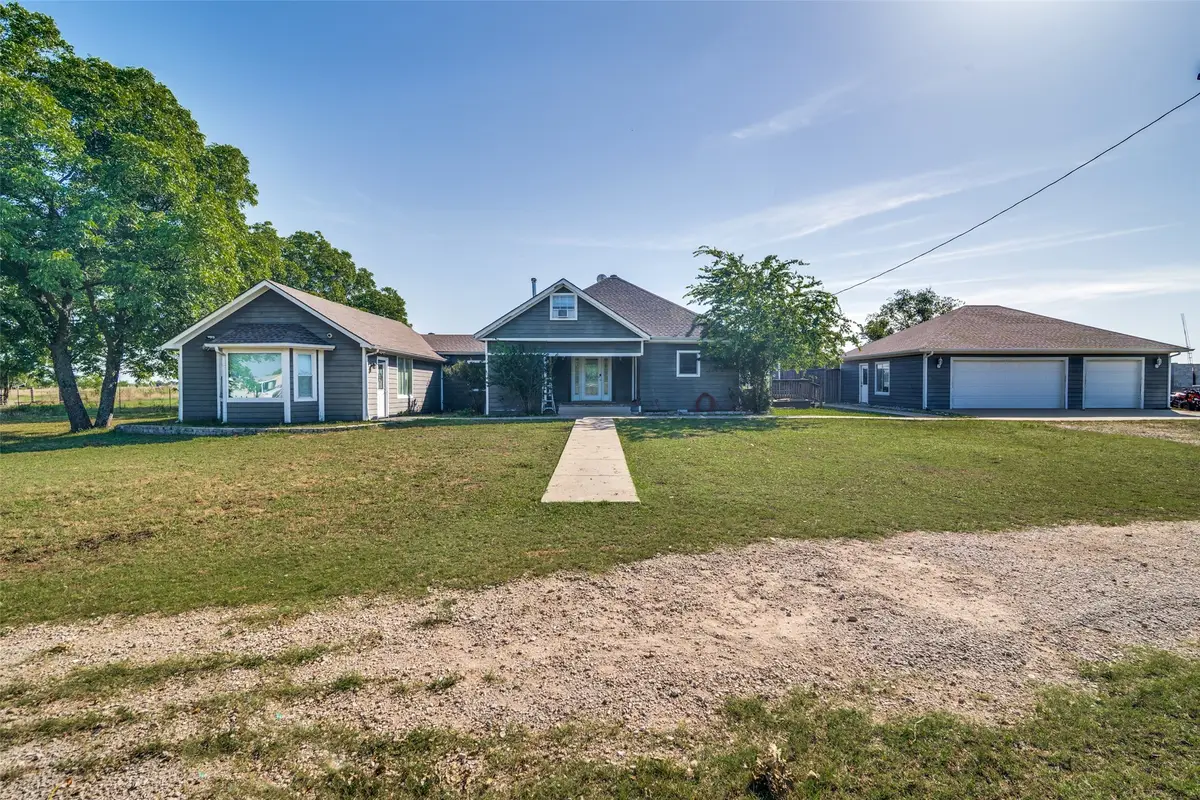 8201 County Road 148, Kaufman, TX 75142 - #1