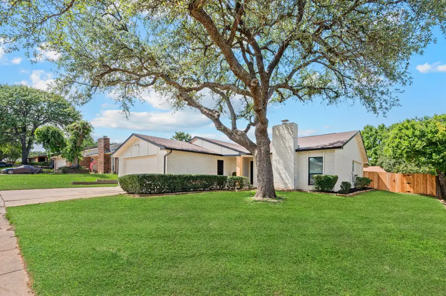 2248 Cottonwood Lane, Bedford, TX 76021 - #2
