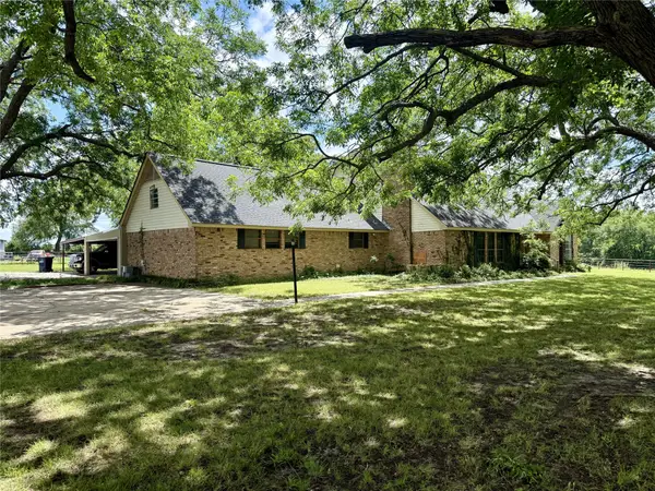 18048 Us-69, Whitewright, TX 75491