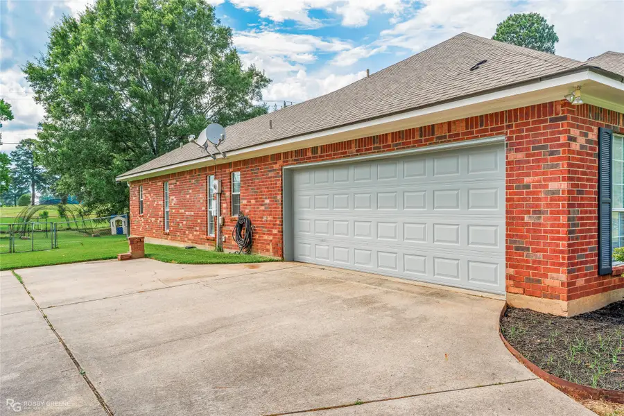 116 Sherwood Drive, Benton, LA 71006 - #3