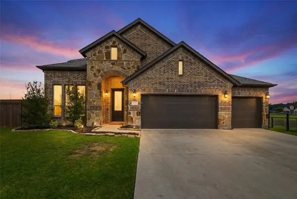 1215 The Trails Drive, Blue Ridge, TX 75424