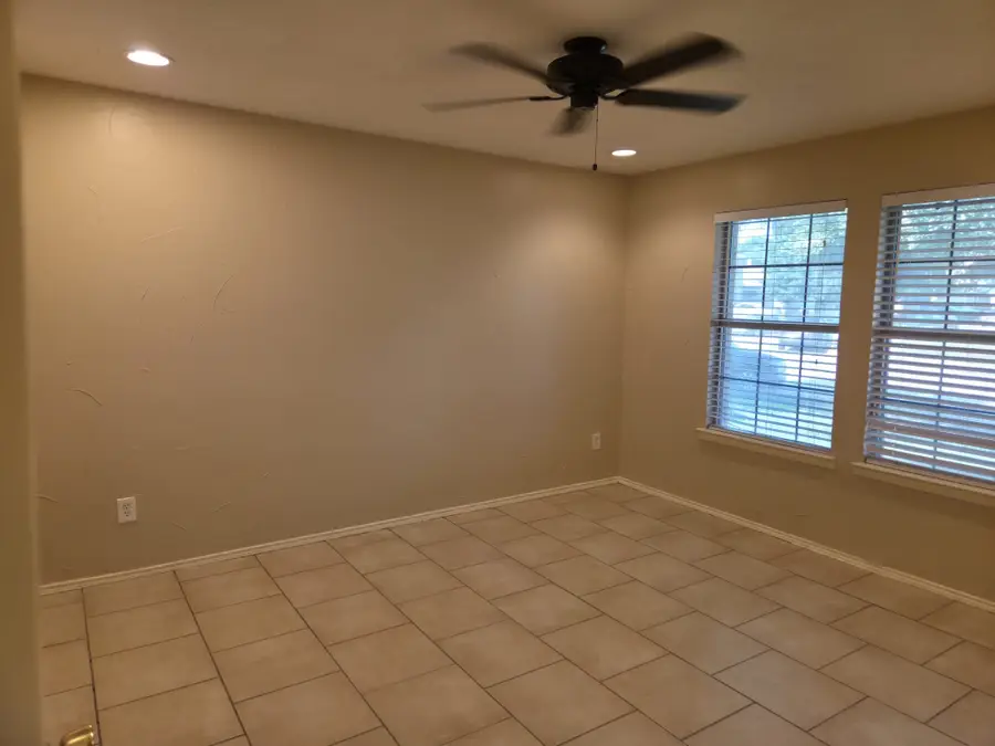 8704 Hunters Creek Drive, Fort Worth, TX 76123 - #2