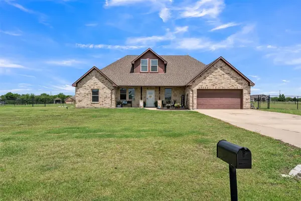 15077 Saddle Ridge Circle, Terrell, TX 75160