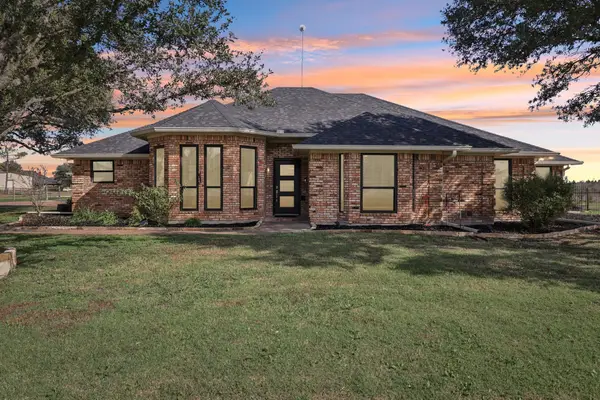 261 Meadowpark, McLendon Chisholm, TX 75032