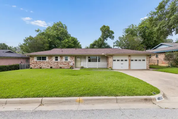 4812 Hollowbrook Road, Fort Worth, TX 76103