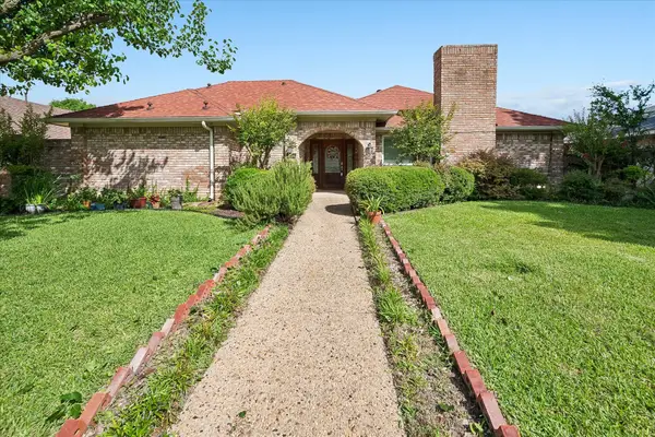 6611 Fernshaw Drive, Dallas, TX 75248