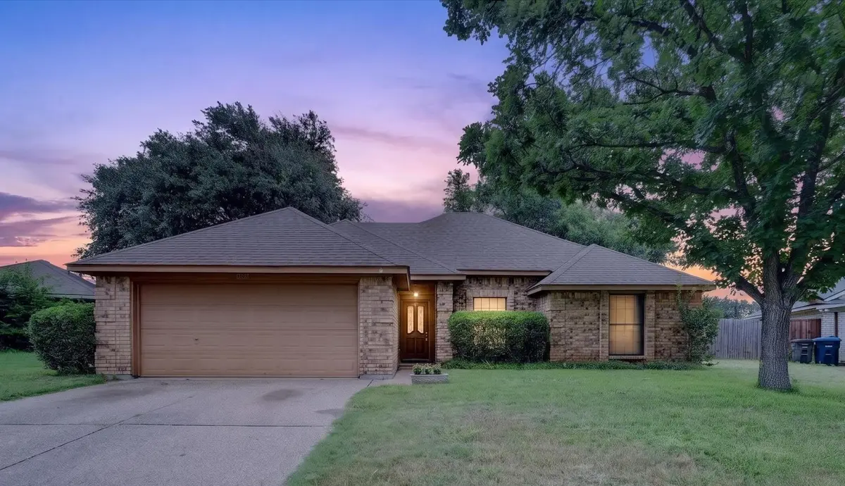 8209 Willow Glen Court, Fort Worth, TX 76134 - #1