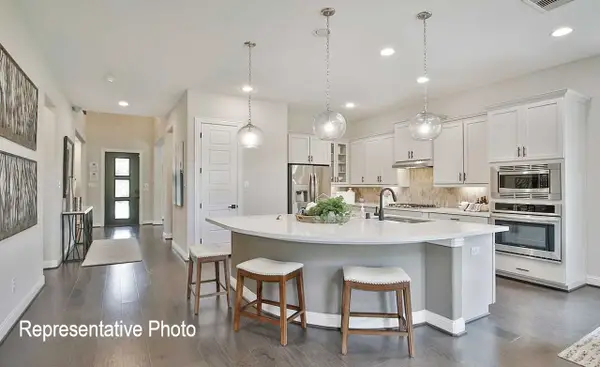 1731 Whispering Meadow Drive, Van Alstyne, TX 75495