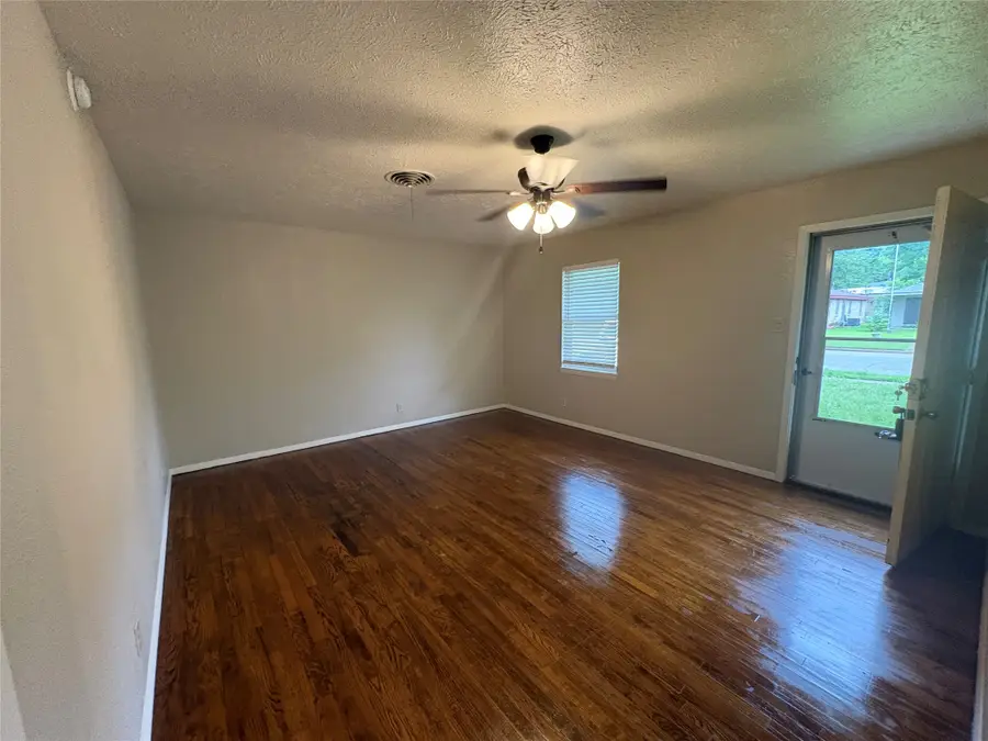 404 W Heron Street, Denison, TX 75020 - #3