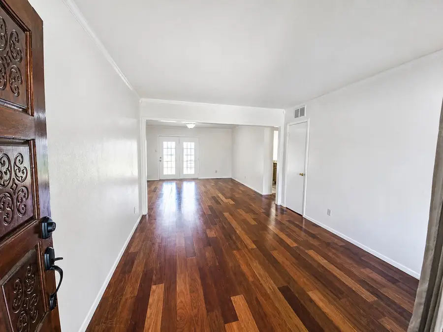 1163 Kirkwall Drive, Fort Worth, TX 76134 - #3