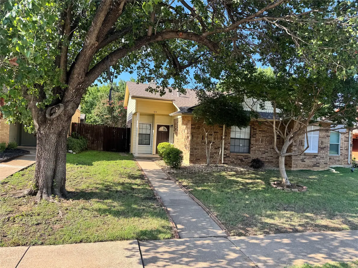 614 Canterbury Street, Euless, TX 76039 - #1