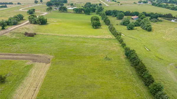 163 Pr 33267, Sumner, TX 75486