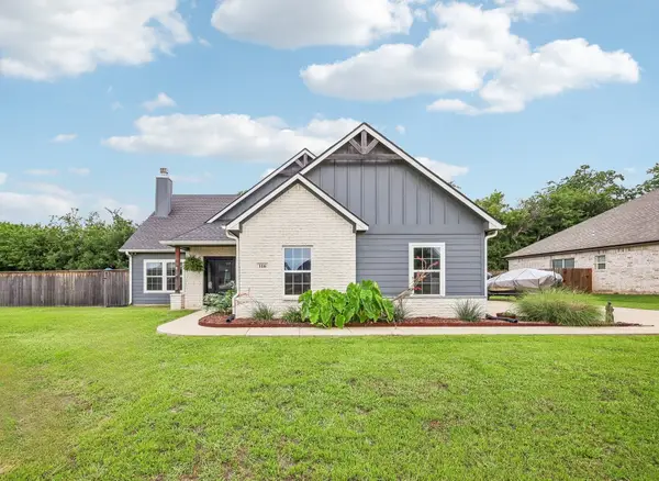 116 E Bexar Street, Mabank, TX 75147