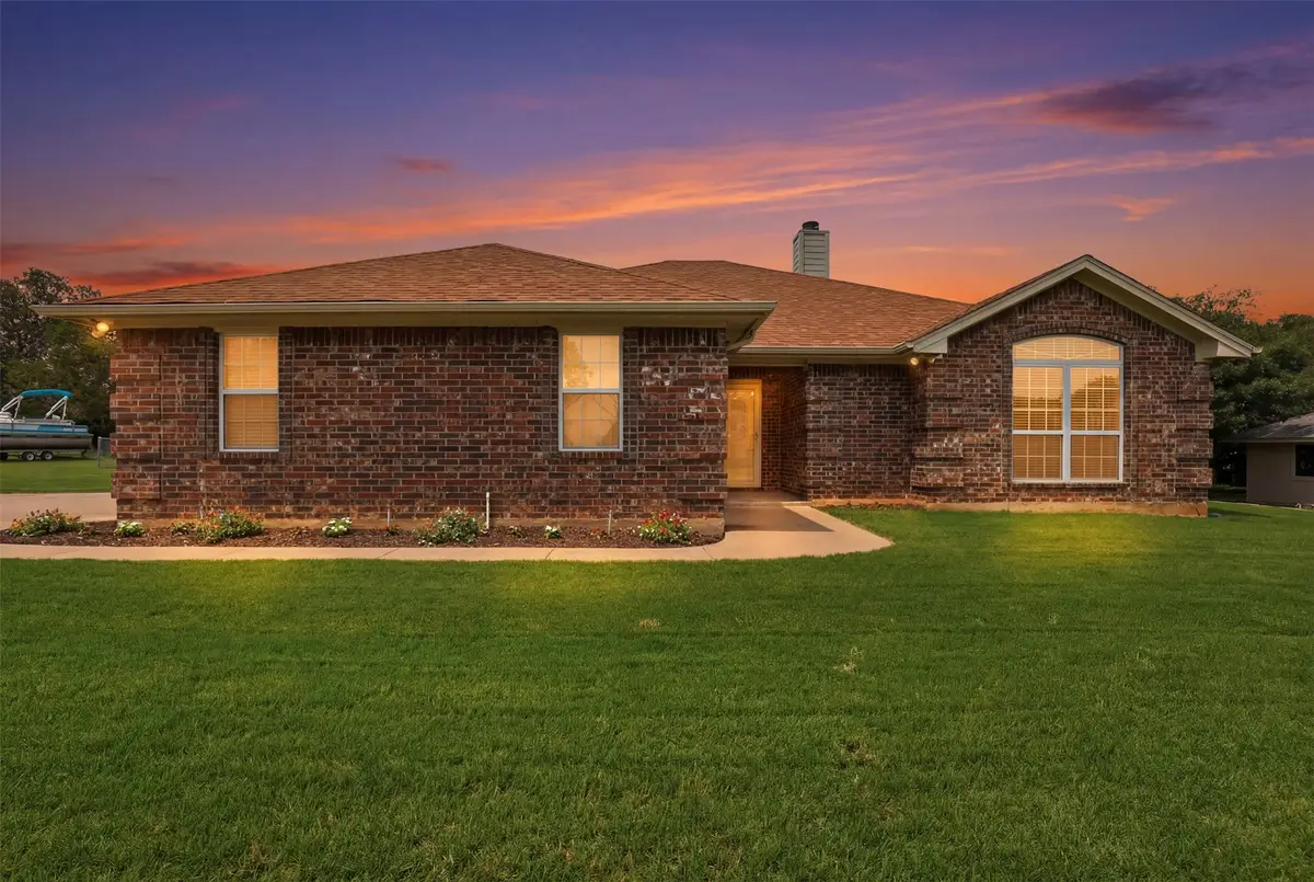 3910 View Point Drive, Granbury, TX 76048 - #1
