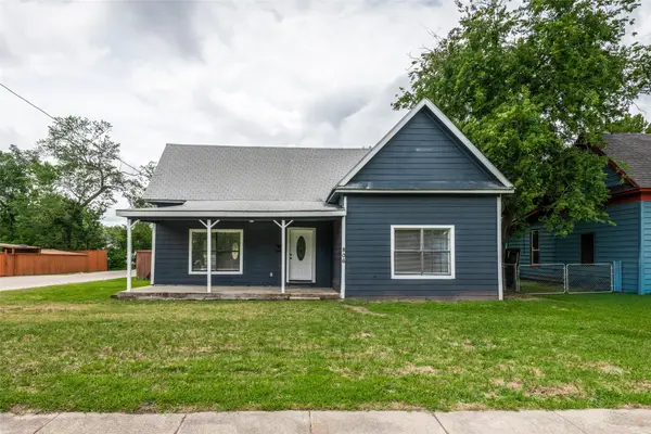 806 E Brin Street, Terrell, TX 75160