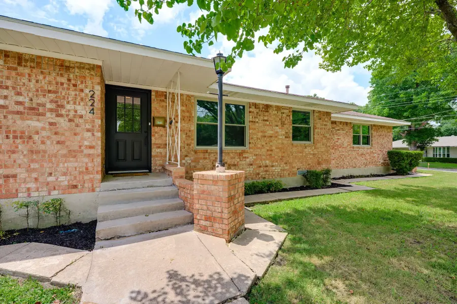 224 W Lanett Drive, Desoto, TX 75115 - #2