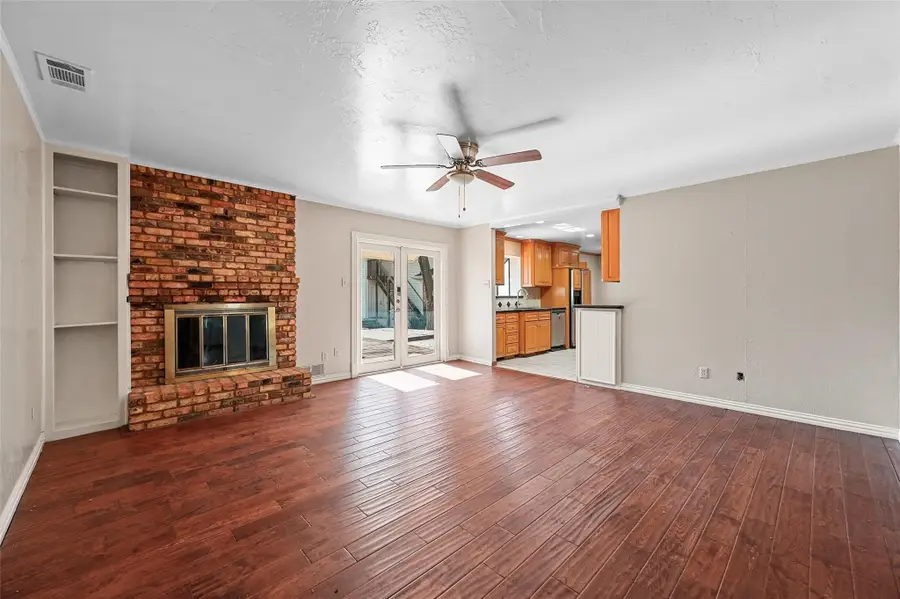 412 Spinner Road, Desoto, TX 75115 - #3